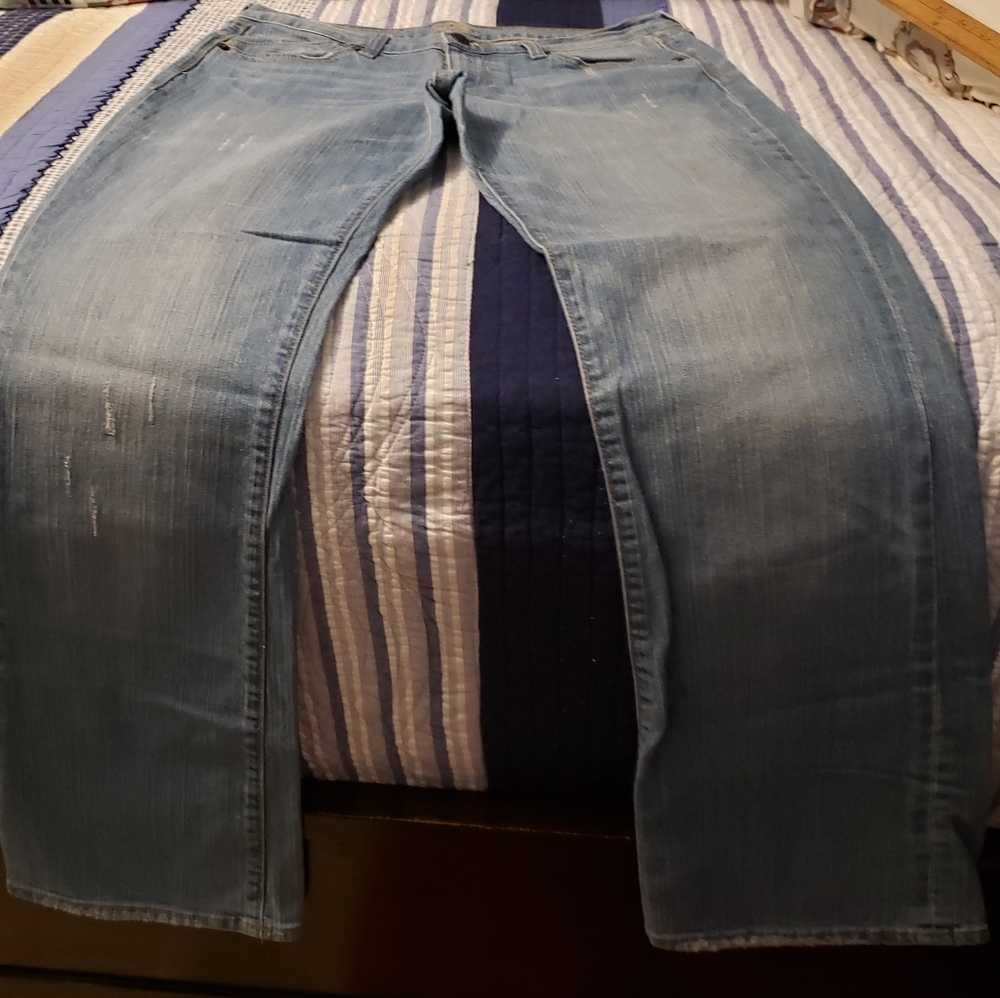 Old Navy "The Flirt" Jeans